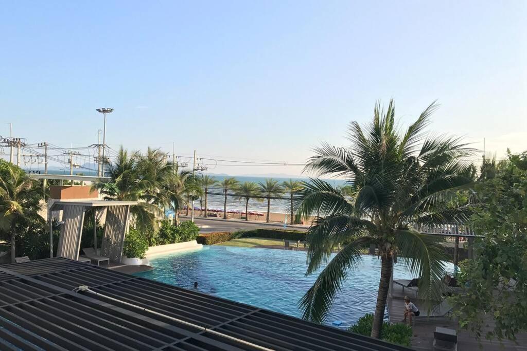 Stunning Seaview Suite Джомтиен Бийч Екстериор снимка